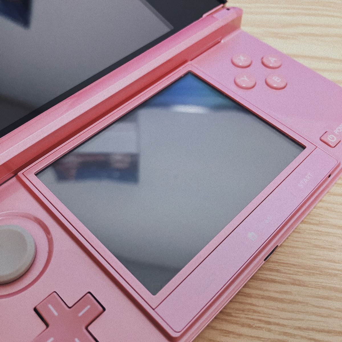 【超美品・ソフト5つ付き】3DS 本体　ピンク　Nintendo　任天堂　マリオ　レイトン　どうぶつの森　トモダチコレクション