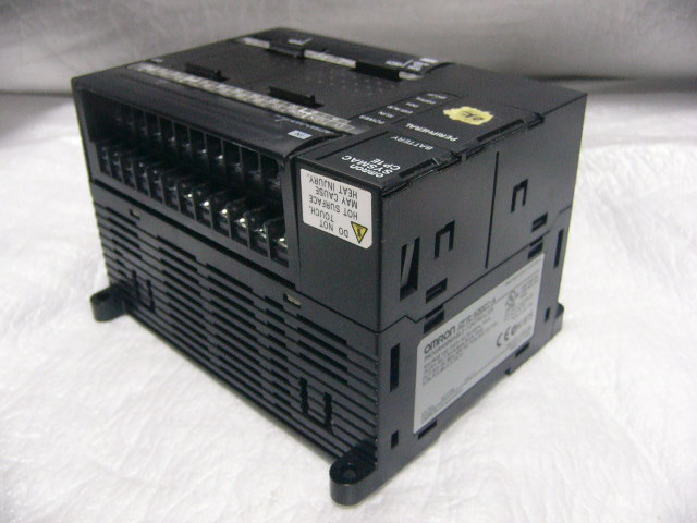 ☆未使用に近い☆ OMRON PLC 30点入出力CPU装置 CP1E-N30DT-A ☆未使用に近い☆ OMRON PLC 30点入出力CPU装置 CP1E-N30DT-A