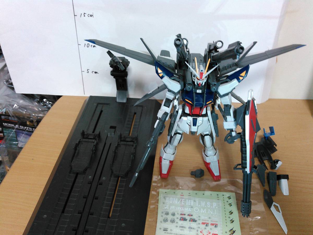 MG 1/100 ガンダム SEED FRAME ASTRAYS ルカス・オドネル専用 ストライクE I.W.S.P 完成品 フィギュア ガンプラ ジャンク プレバン 限定_画像10