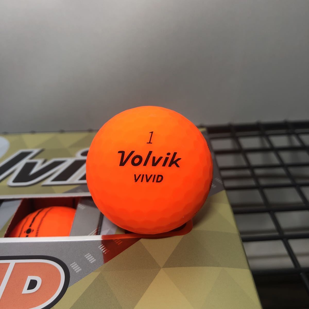 VolvikボルビックVIVIDマットカラー　ゴルフボール　オレンジ　2ダース24球_画像5