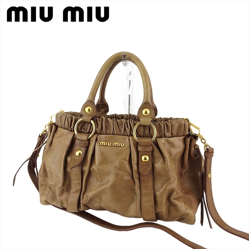 miu miu(ミュウミュウ)マトラッセ ギャザー ハンドショルダー2way