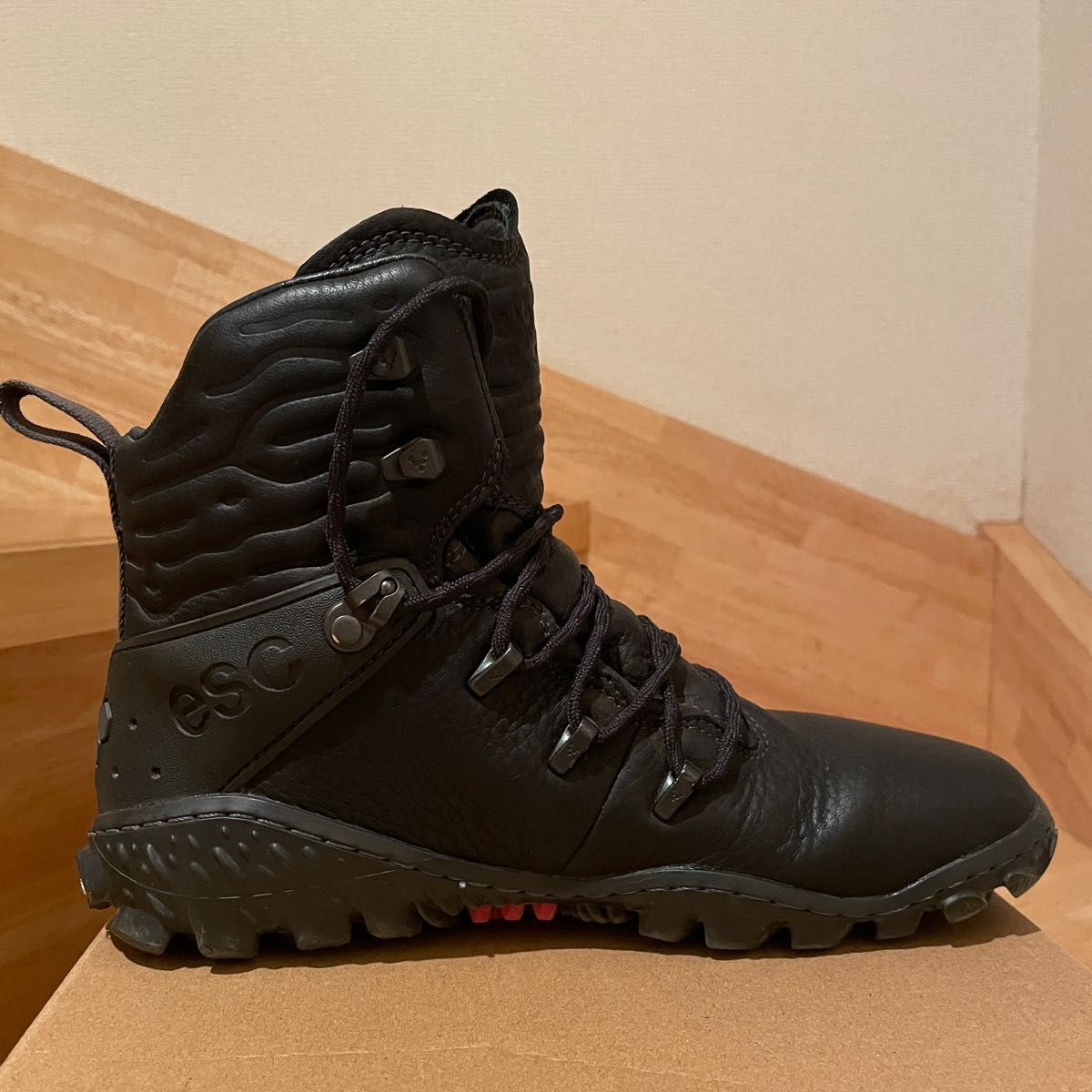 vivobarefoot トラッカーフォレスト ESC ウィメンズ 38 OBSIDIAN - www.mzansifun.com vivobarefoot トラッカーフォレスト ESC ウィメンズ 38 OBSIDIAN - www.mzansifun.com