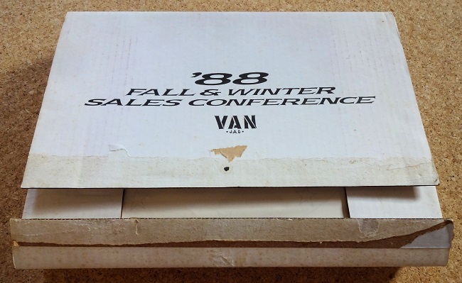 VANJAC VANノベルティ　VANイーグルクロック 1988 FALL & WINTER SALES CONFERENCE　レアグッズ_画像2