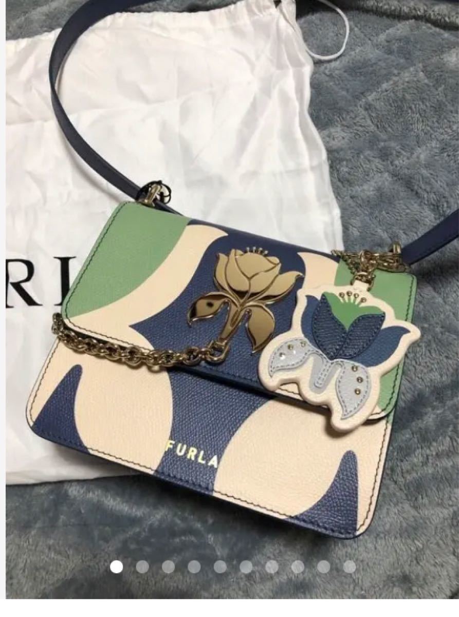 フルラ ショルダーバッグ チャーム付き レディースファッション バッグ