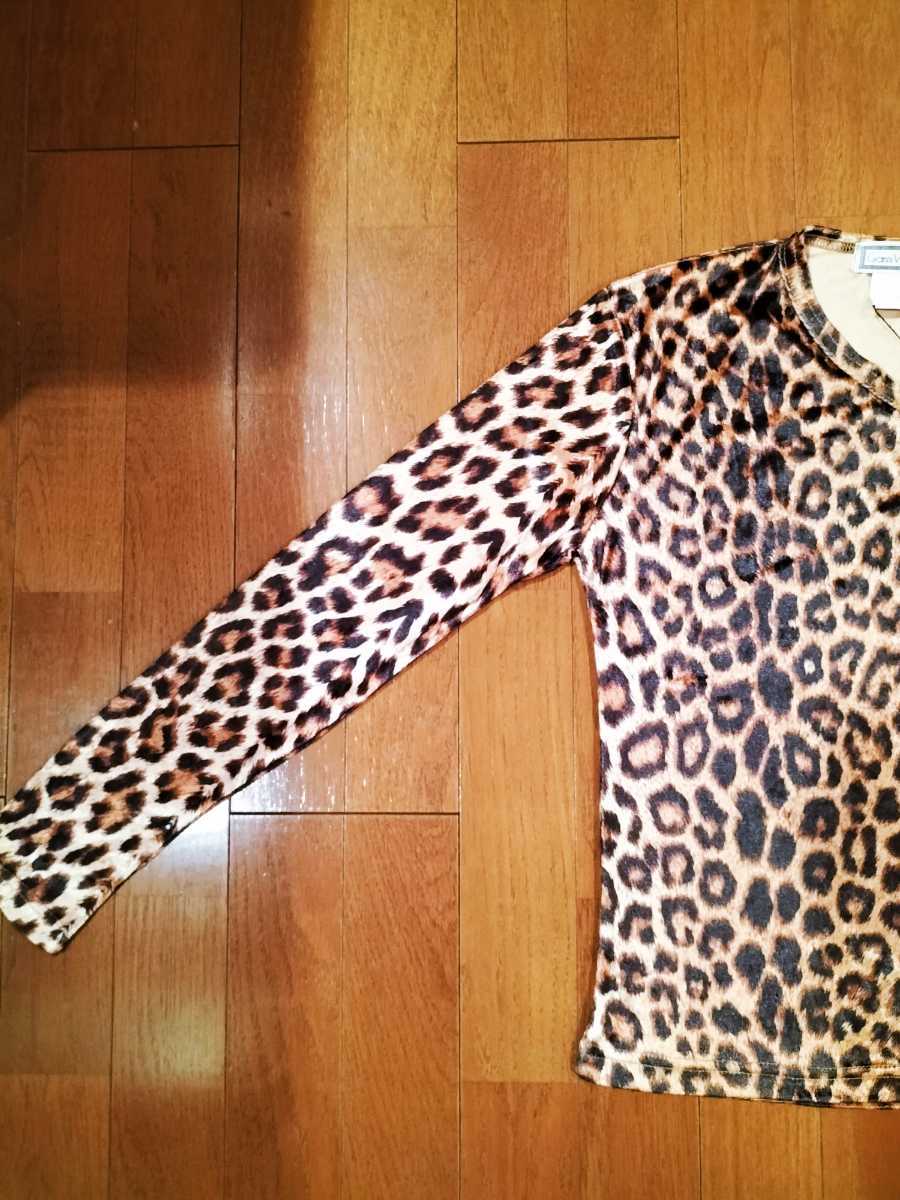ヴェルサーチ Tシャツ ベロア ストレッチ生地 スリムフィットデザイン
