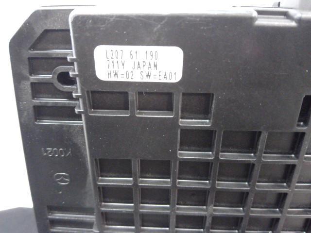 ＭＰＶ DBA-LY3P A/Cスイッチパネル 23C スポーティパッケージ AT4 34F L207-61-190_画像4