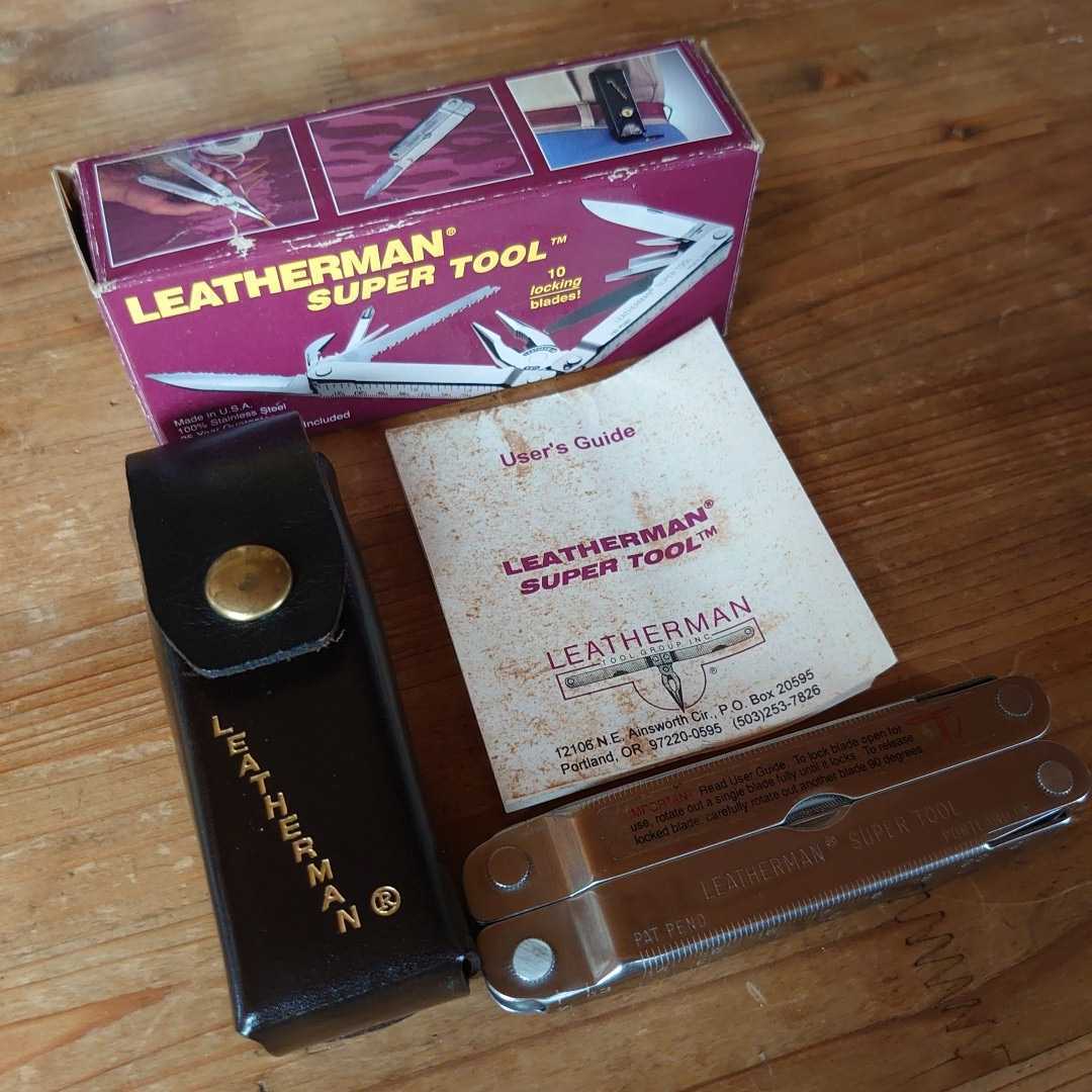 送料無料)LEATHERMAN SUPER TOOL(レザーマン スーパーツール) 革ケース