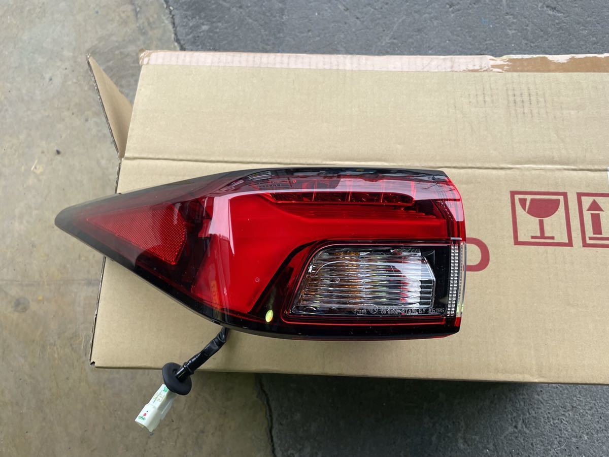  Mitsubishi original GN0W Outlander original left tail lamp 8330B181