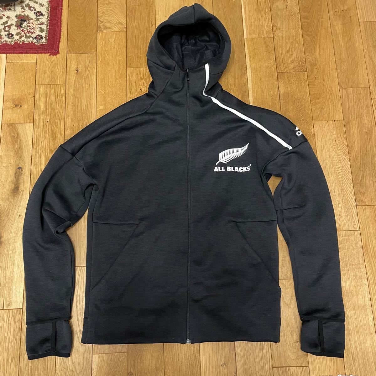 ADIDAS x ALL BLACKS Z N E サイズM 美品 廃盤|Yahoo!フリマ ADIDAS x ALL BLACKS Z N E サイズM 美品 廃盤|Yahoo!フリマ