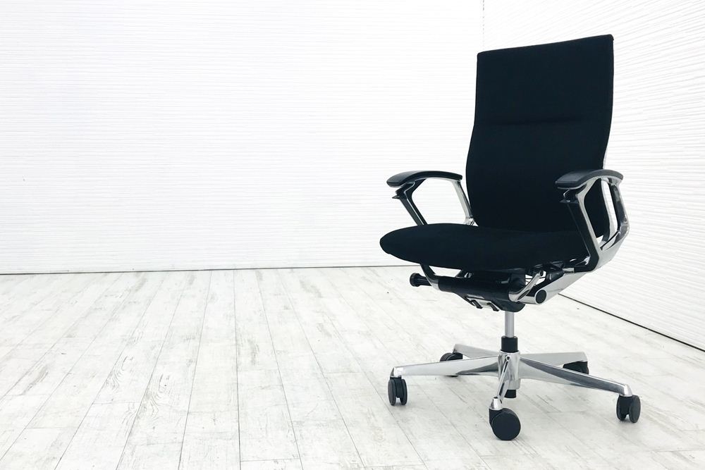 オカムラ デュークチェア 2016年製 ハイバック スエード調クロス 高機能チェア 中古オフィス家具 ブラック
