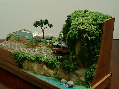 ゆめレール　日本の鉄道風景ジオラマミニ　露天風呂と川とトンネルのある風景_画像7