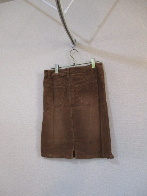 MOUTHVALLEY茶コーデュロイタイト膝丈スカート（USED）102717_画像3