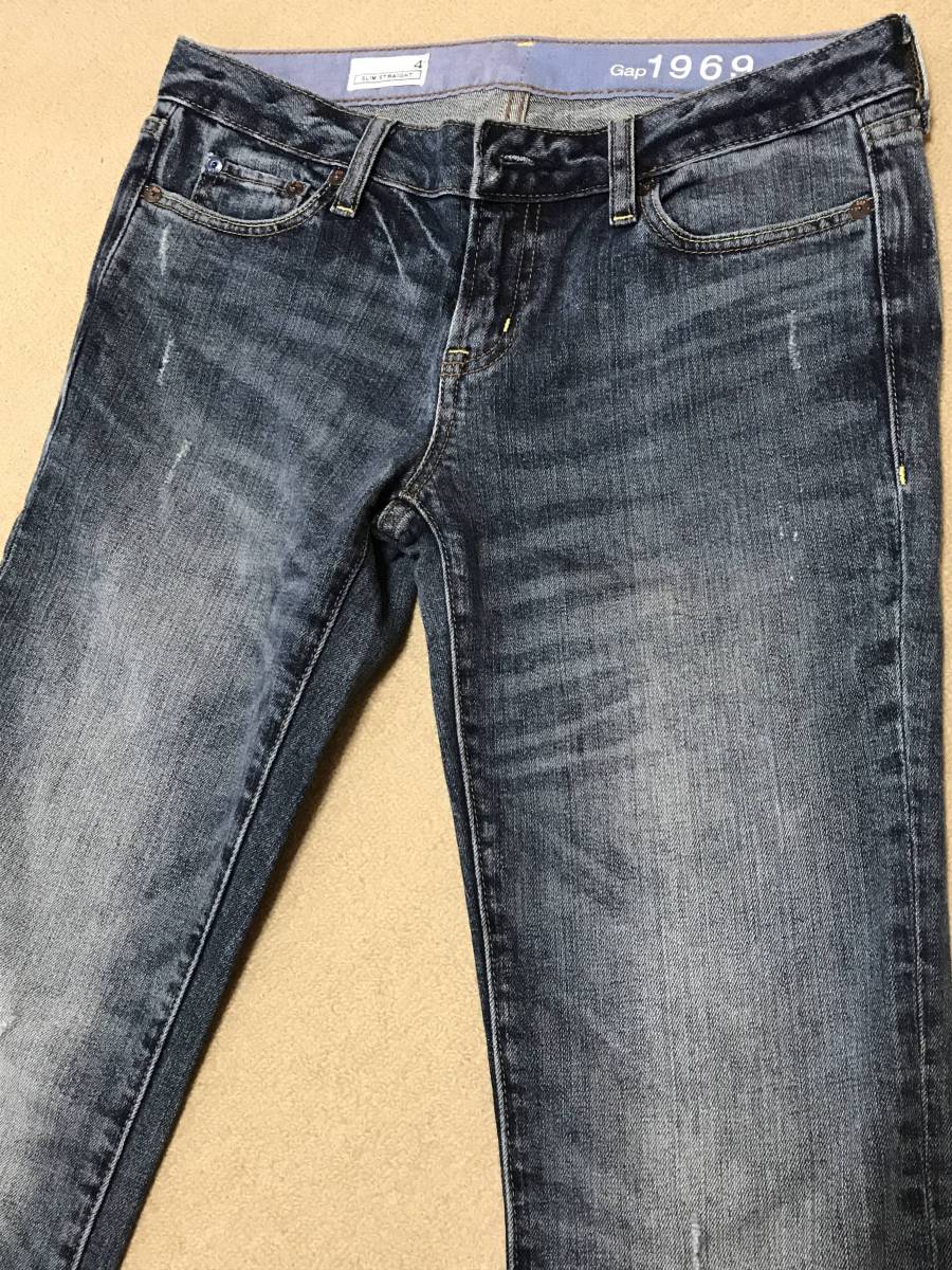 ☆GAP☆中古☆美品☆1969 SLIM STRAIGHT 4 ギャップ スリム ストレート ジーンズ レディース ダメージ加工_画像2