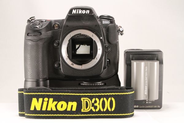 特別価格 Nikon ☆特上品☆ニコン D300 ちょっと難あり☆87200 MB-D10