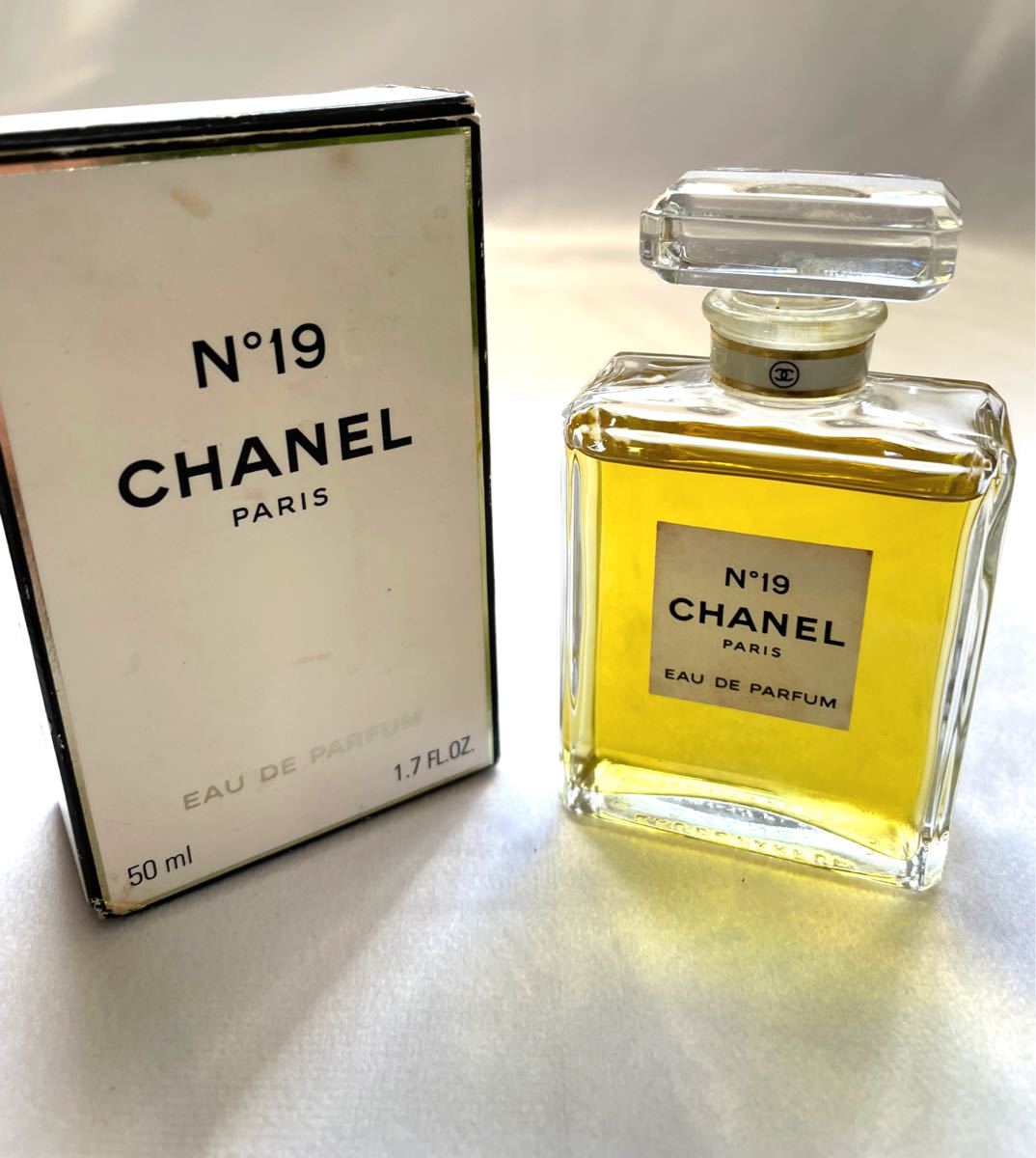 CHANEL 香水 シャネル N°19 オードパルファム 50ml