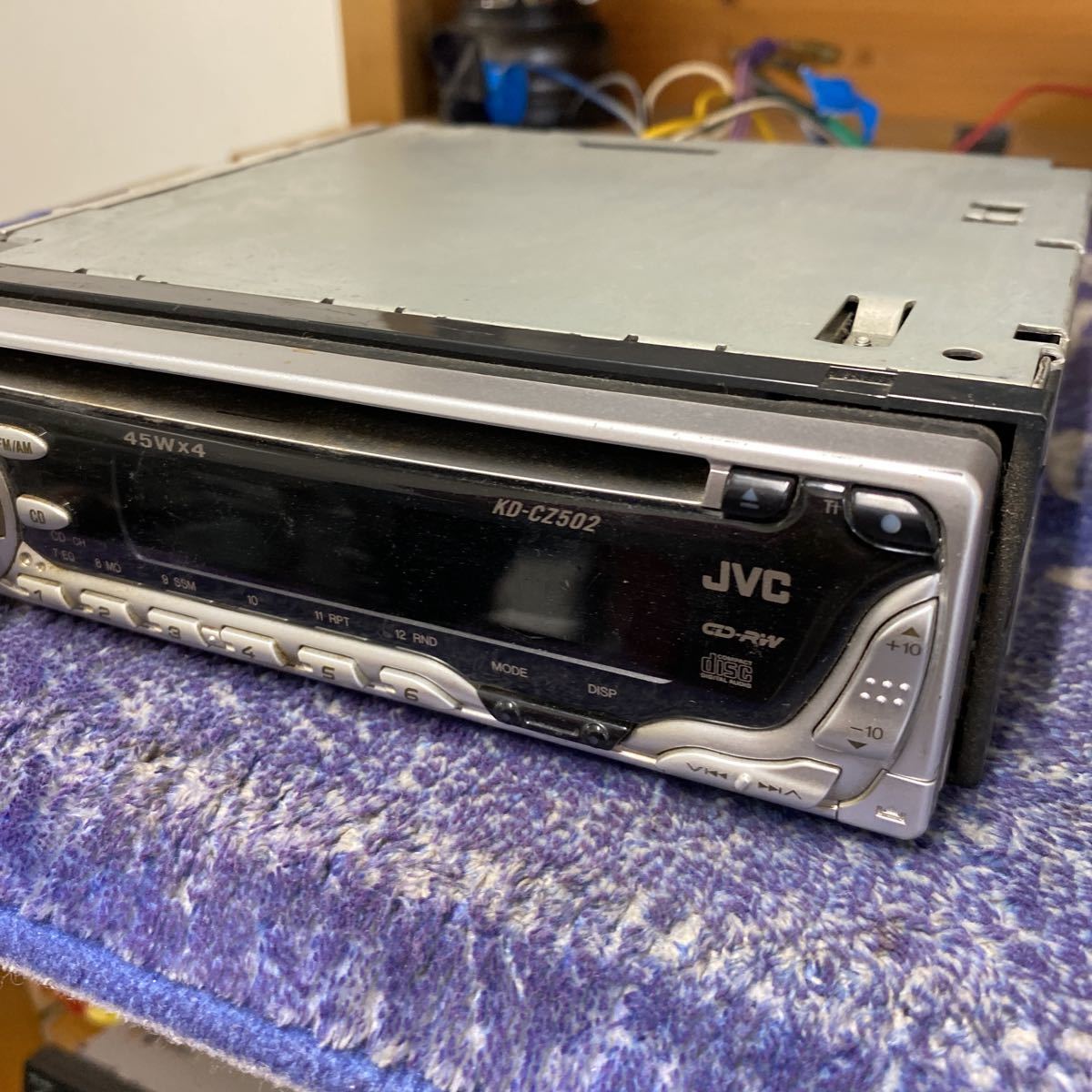 JVC CD ресивер KD-CZ502