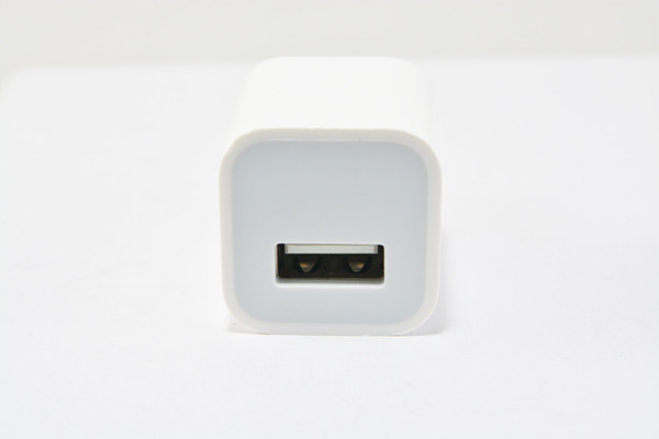 ★Apple  Apple   оригинальный  USB эл. зарядка  адаптер  A1385