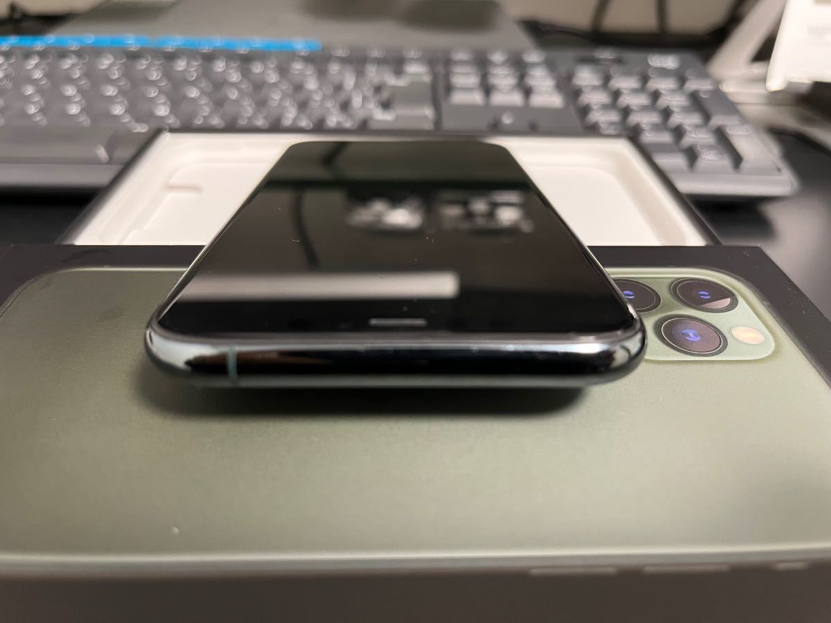 週末限定値下げ iPhone 11 Pro 256 GB SIMフリー ミッドナイトグリーン