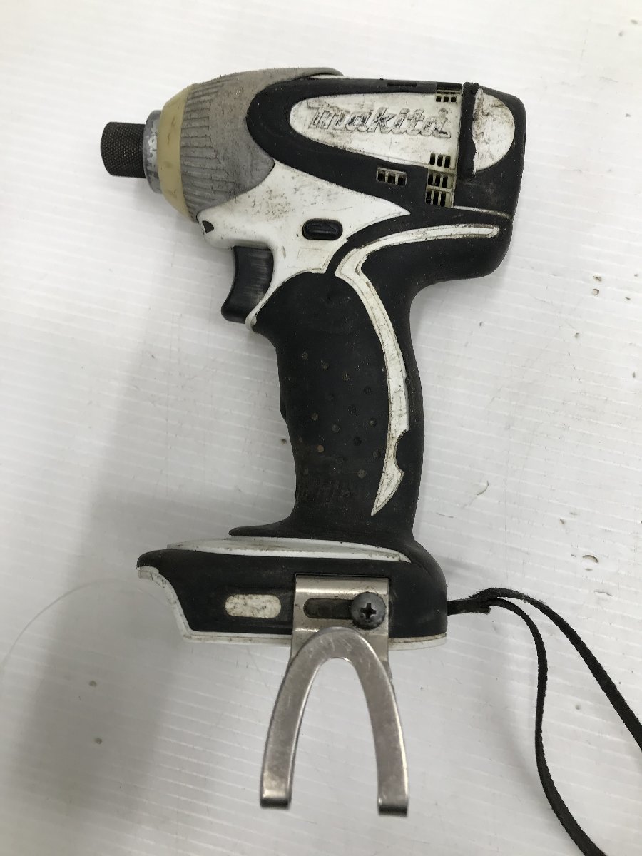 【中古品】★makita　14.4V充電式インパクトドライバ　TD130DZW　本体のみ　ITV9FW9MGD54_画像1