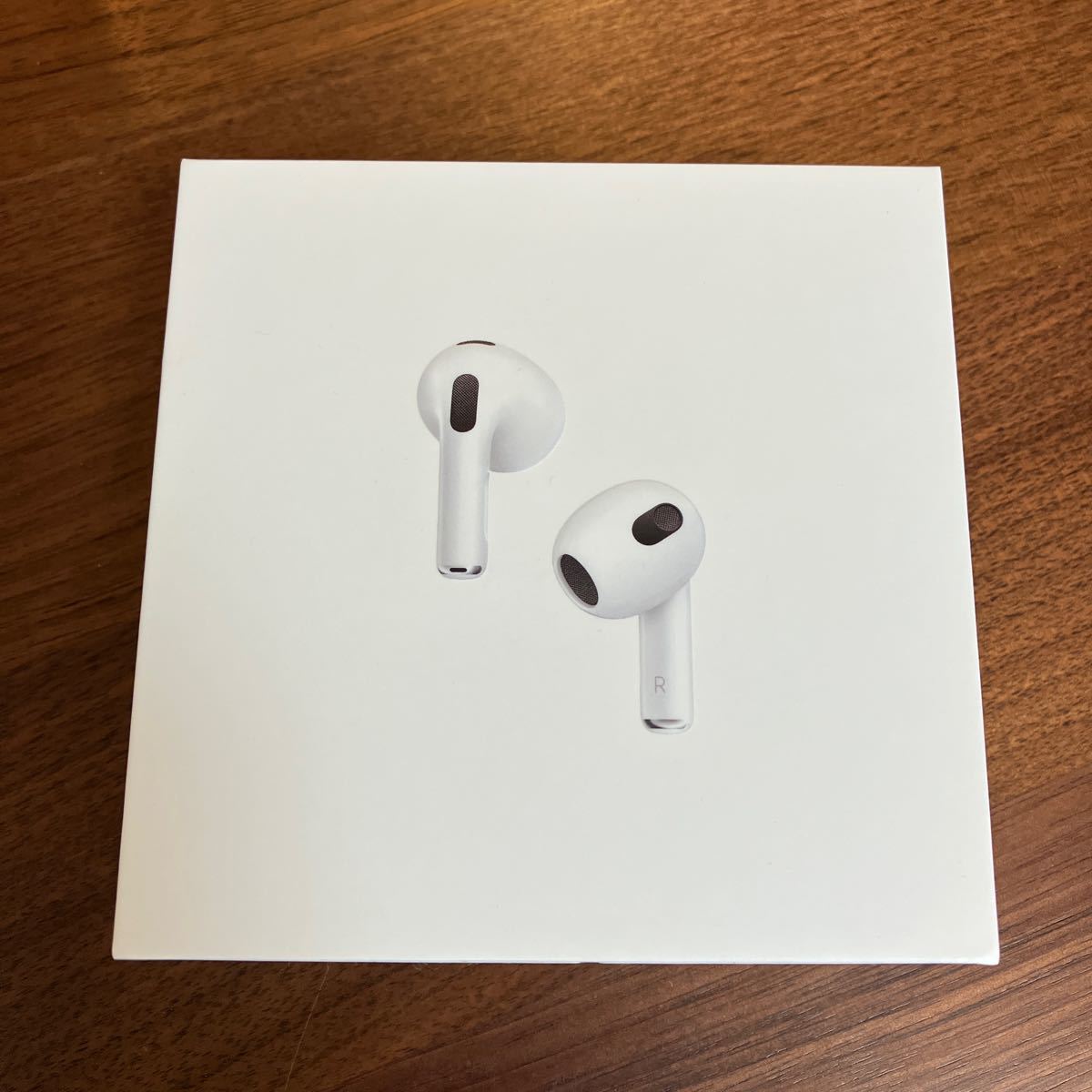 ケース付、ほぼ新品】Apple Air Pods Pro 第1世代、イヤホン 大量入荷