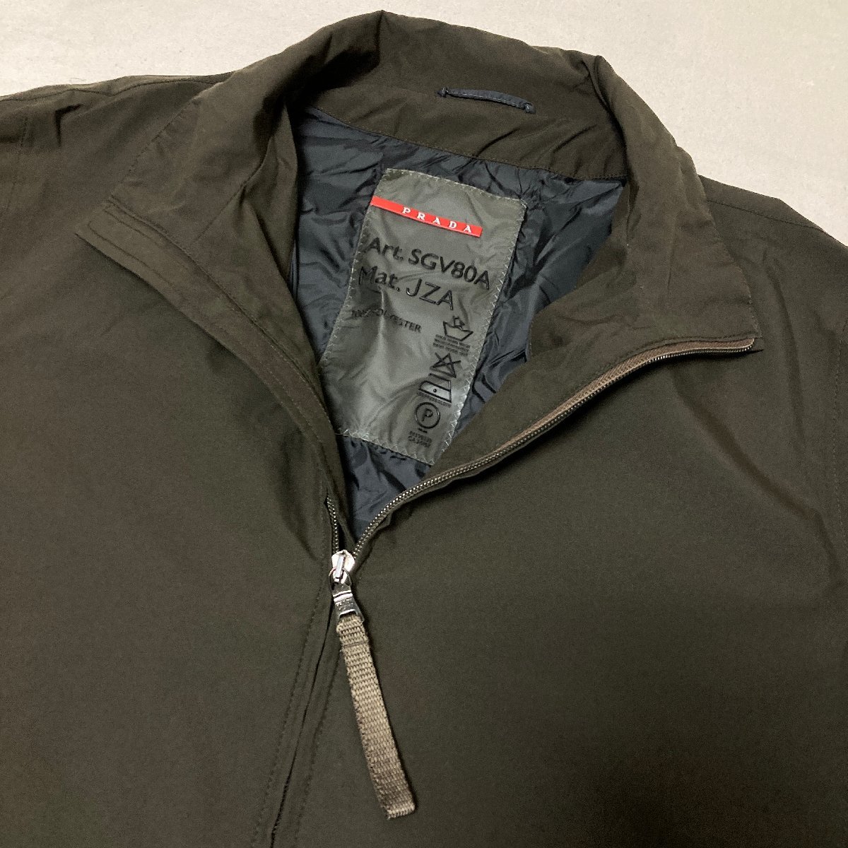 Yahoo!オークション - PRADA プラダ GORE-TEX ジップアップ Yahoo!オークション - PRADA プラダ GORE-TEX ジップアップ
