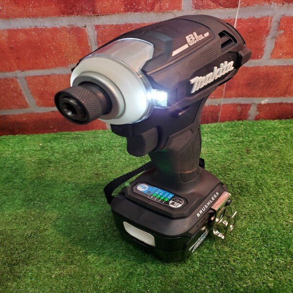 マキタ makita TD162DRGX 14.4V 6Ah 充電式インパクトドライバー【美品