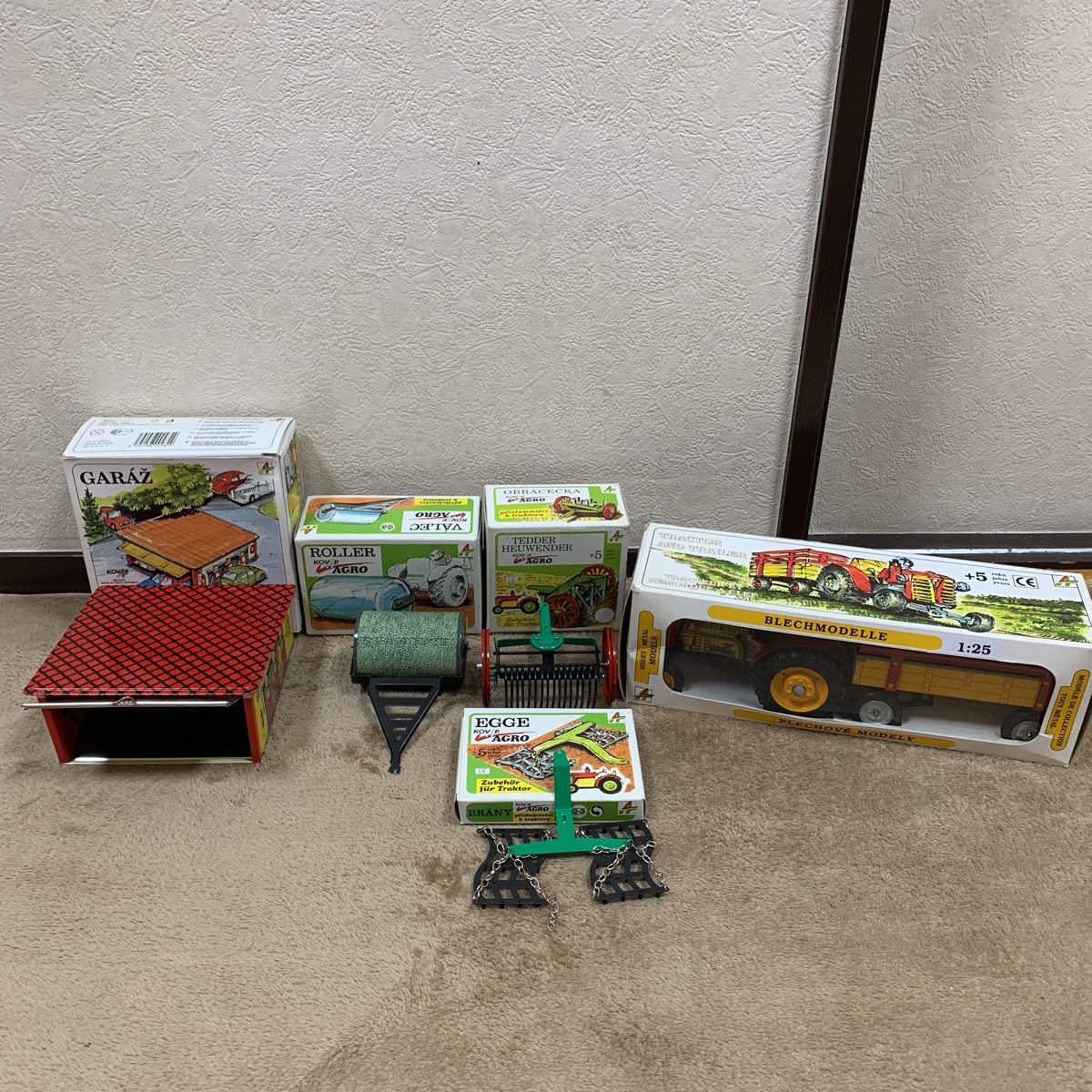チェコ KOVAP社製 TinToy コバップ トラクター&トレーラー 激レア