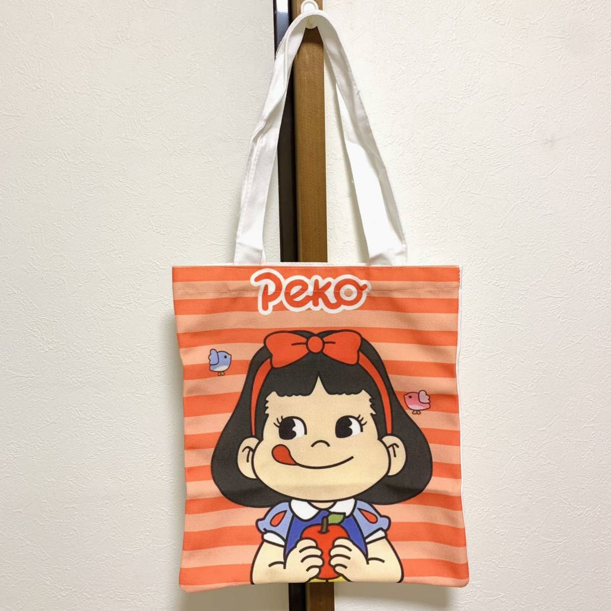 不二家 ペコちゃん Peko 白雪姫柄 トートバッグ 赤 トートバッグ