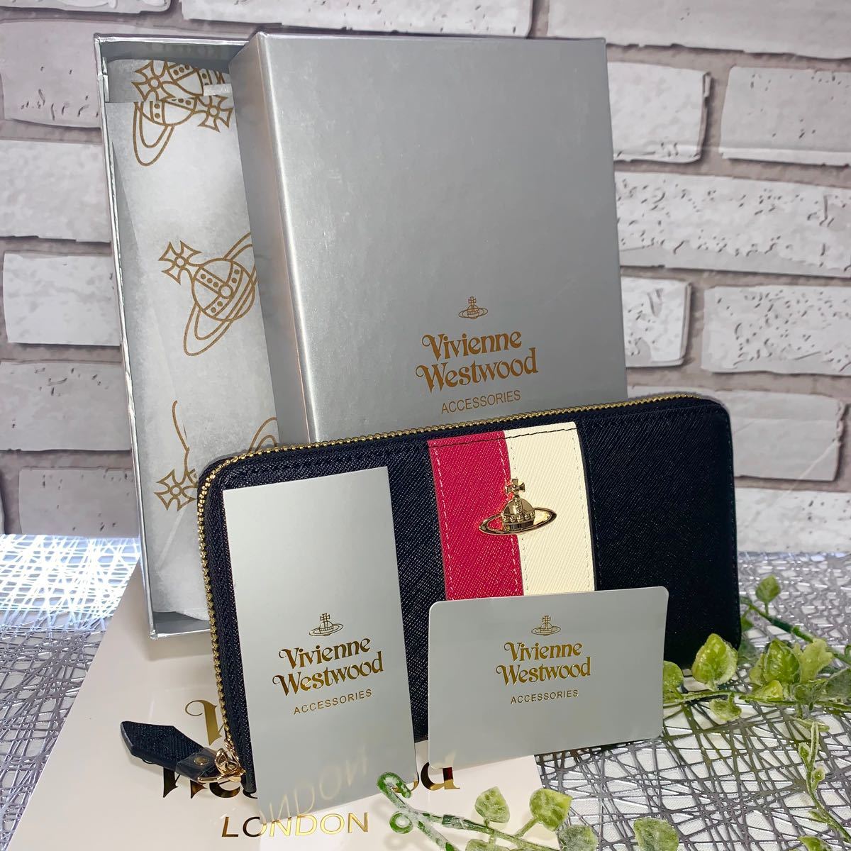 適切な価格 《在庫限り》《新品未使用》vivienne westwood 長財布