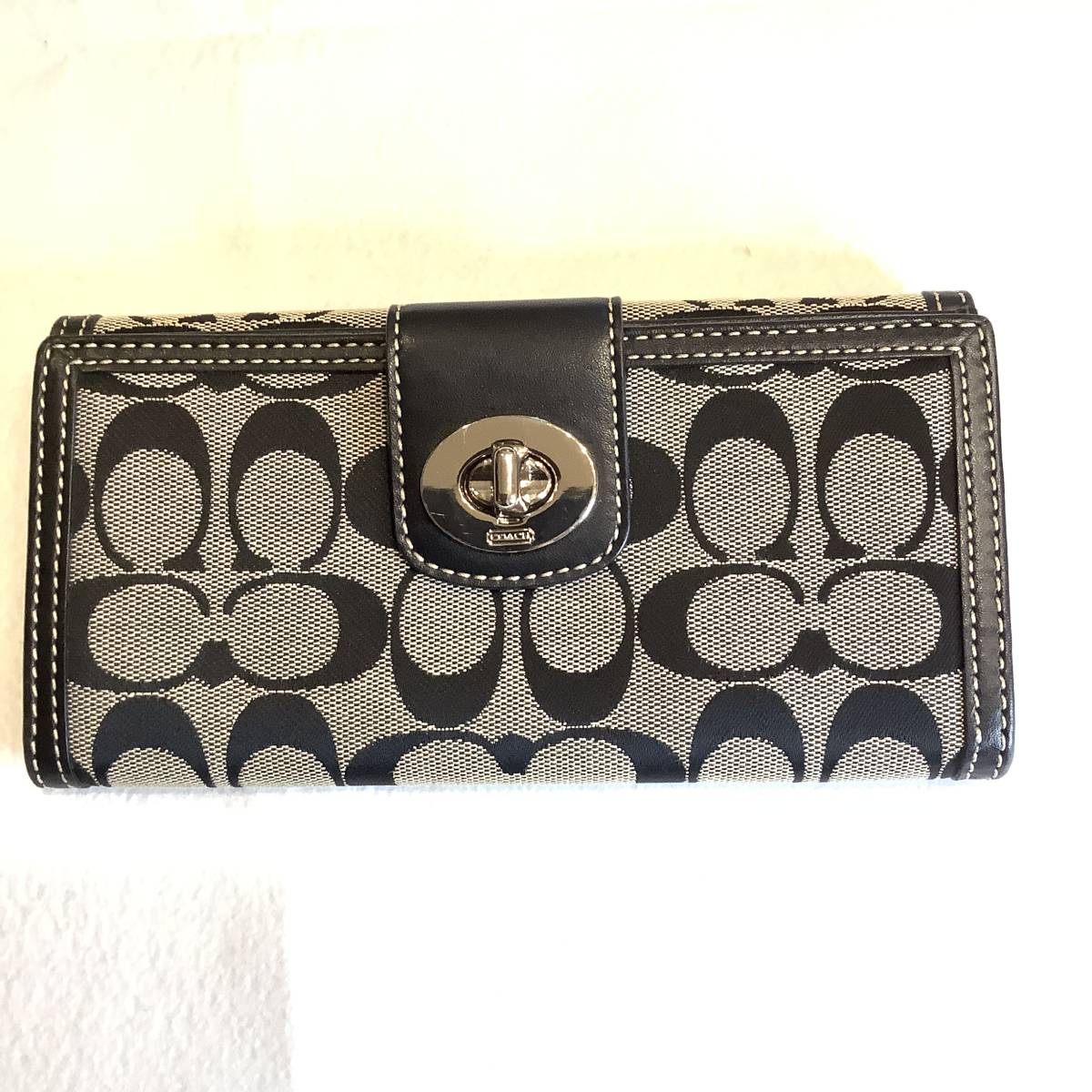 超目玉枠】 コーチ 人気NO1! BK/WT 43609 2 長札 長財布 F COACH F