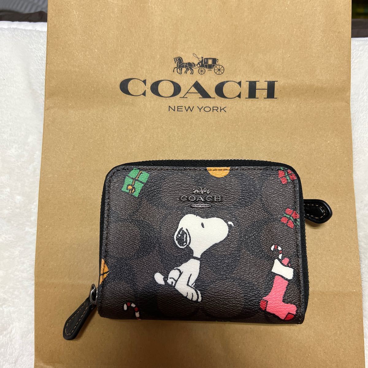 COACH X PEANUTS】ジップ アラウンド ウォレットスヌーピー!新品