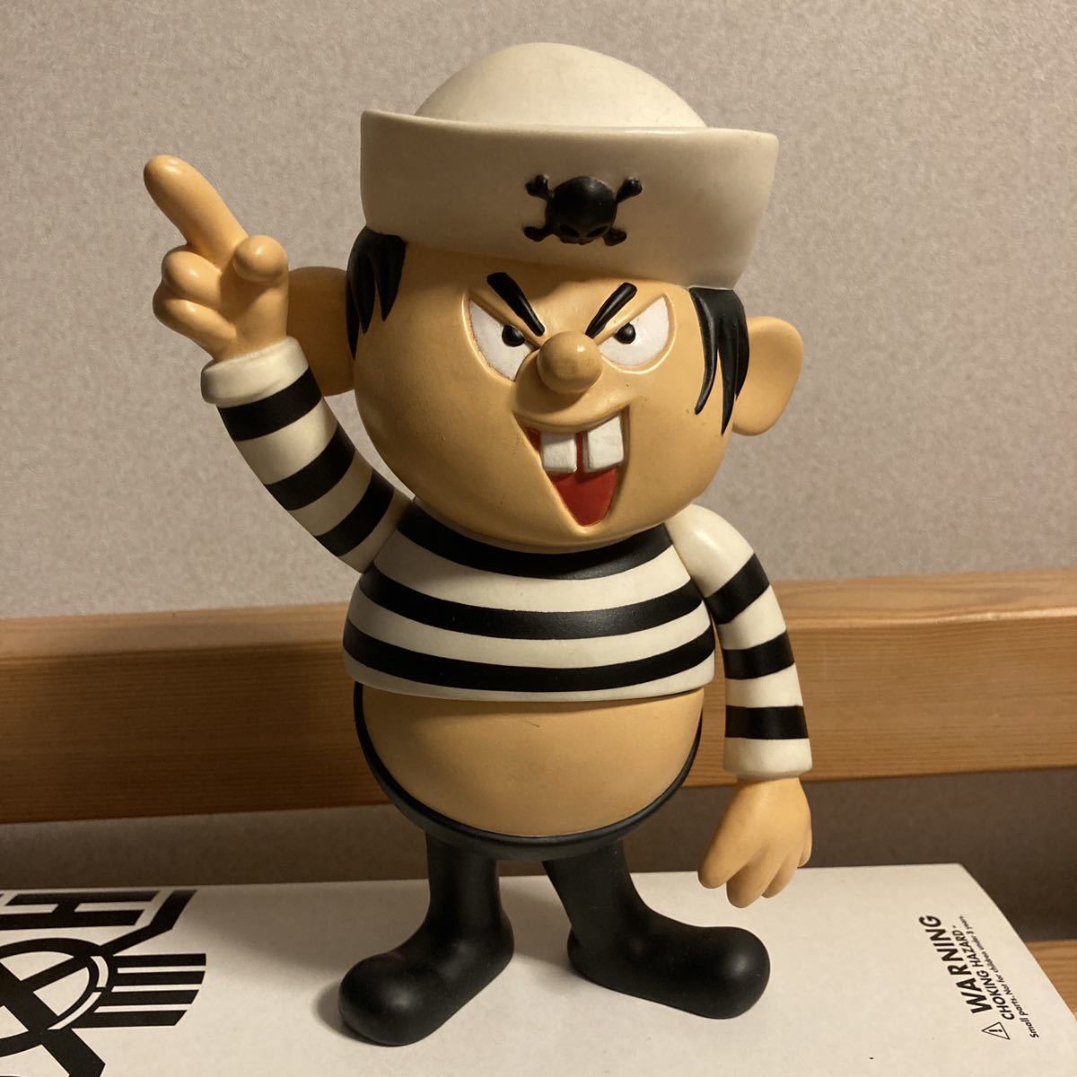 スノーブルー 完売品 VERDY VICK スカルクン BOUNTY HUNTER フィギュア