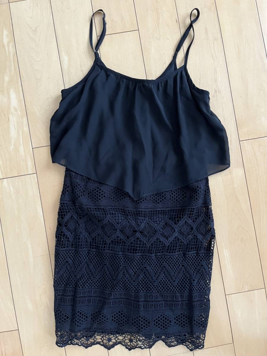 * American Eagle Outfitters One-piece чёрный размер 4 женский wi мужской American Eagle Outfitters безрукавка 29030