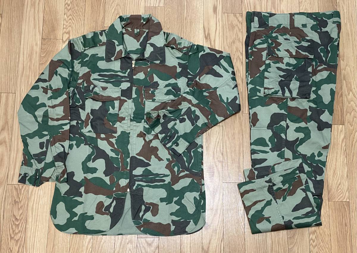 ヤフオク! - 陸上自衛隊 美品 旧迷彩服上下(3号) 65式OD作業服空...