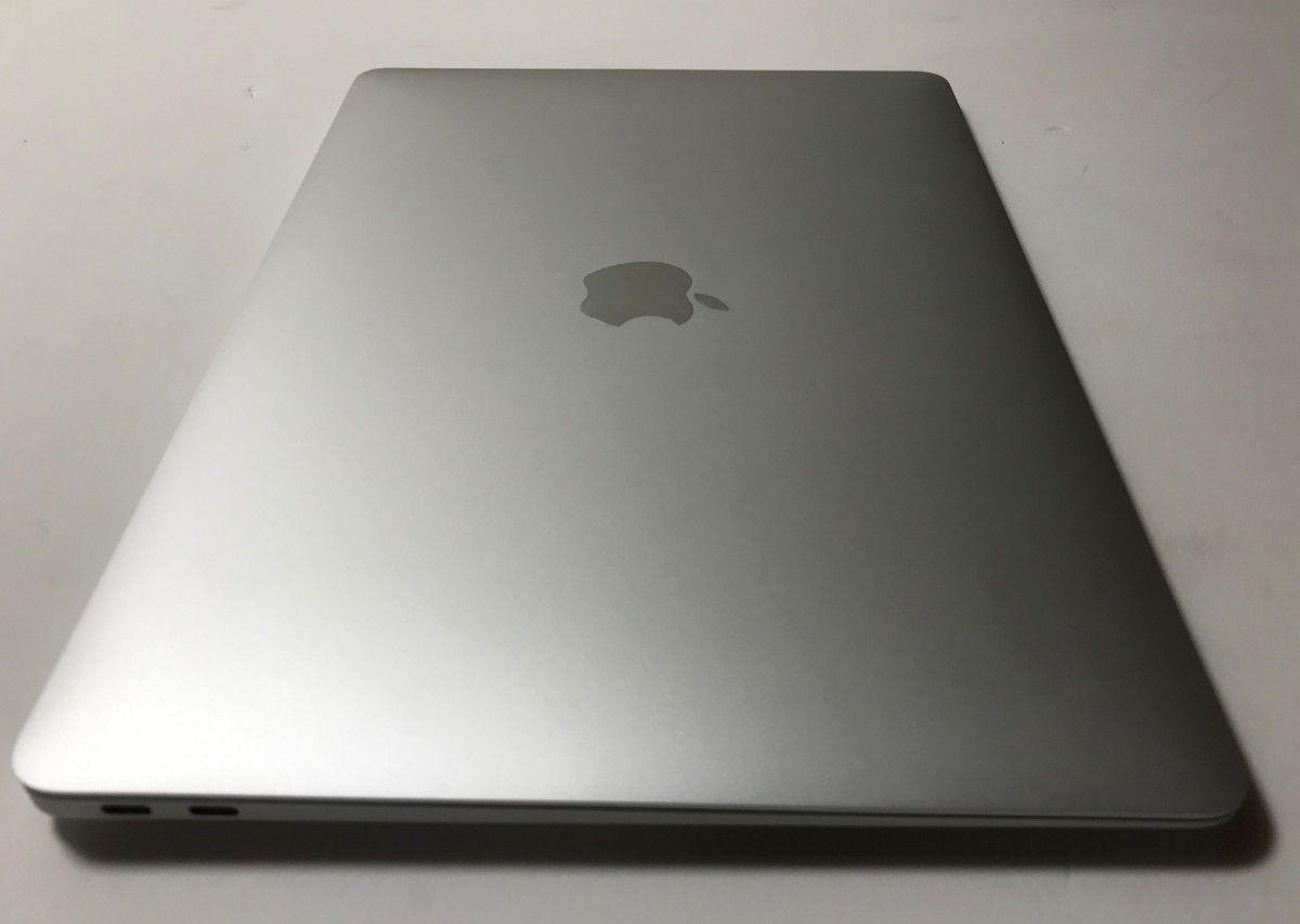 【超美品】MacBook Air 2020 M1チップ搭載  8GB 256GB シルバー バッテリー最大容量100％
