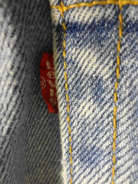 AN21-652 中古 Levi’s リーバイス 505 ジーンズ S デニム デニムパンツ 赤タブ スモールe 古着 オールド ビンテージ 破れあり_画像4