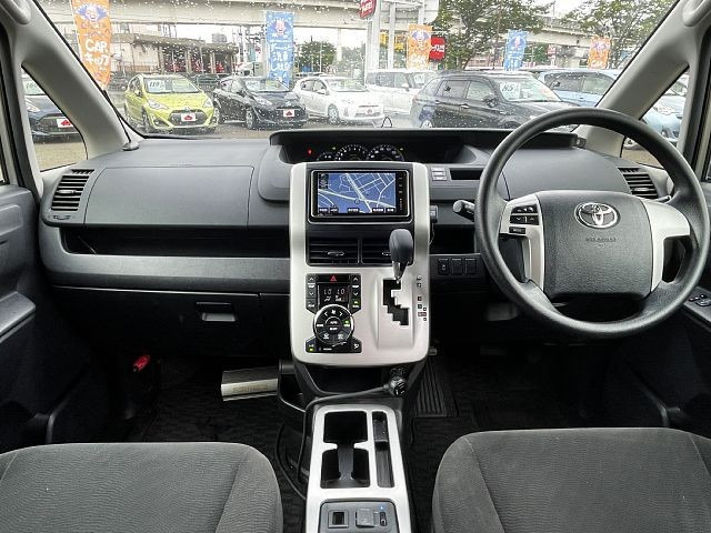 「＼全車保証付/ 平成24年 トヨタ ヴォクシー 2.0 X Lエディション @車選びドットコム」の画像3