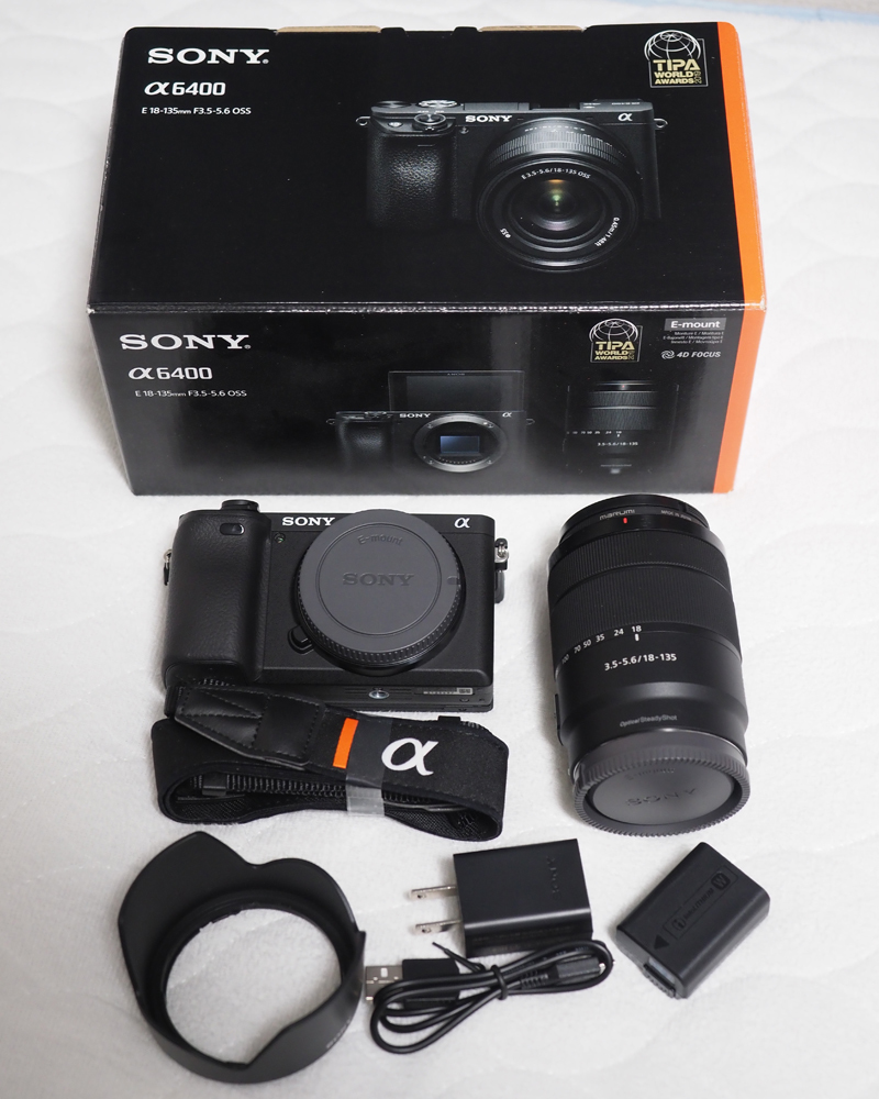 ソニー α6400 ミラーレス ソニー【値下げ可能。プロフィール見て下さい