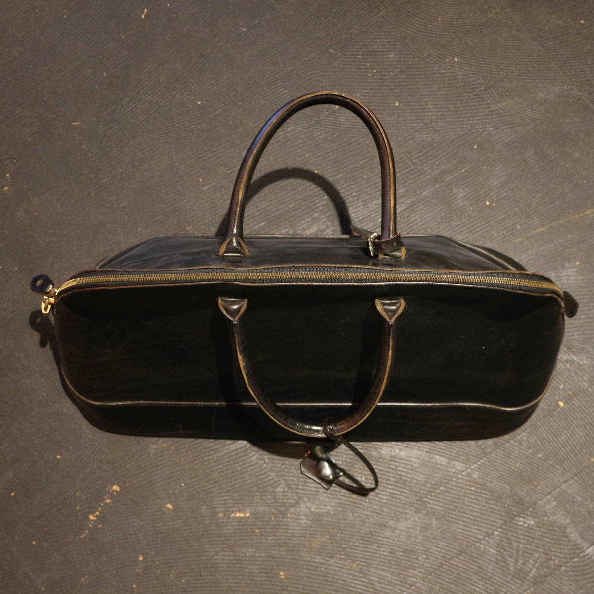 FREE HAND / leather bag / black / oil leather / bag / free hand / Vintage 