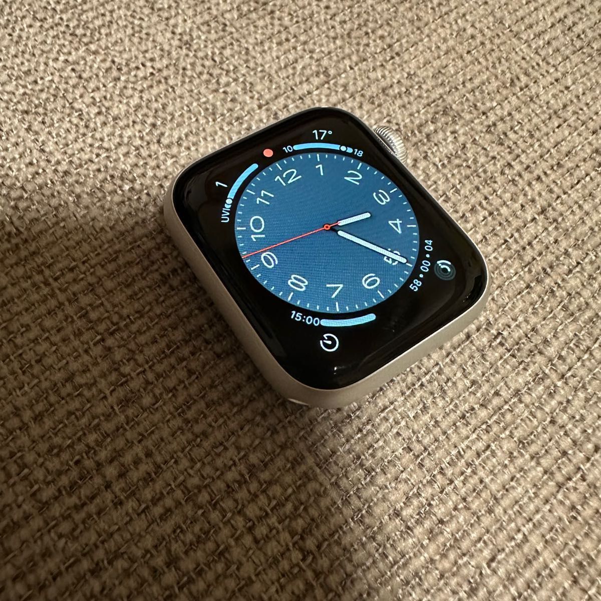 Apple Watch Series 5(GPS モデル)-40mm シルバーアルミニウムケース　本体のみ　中古　美品