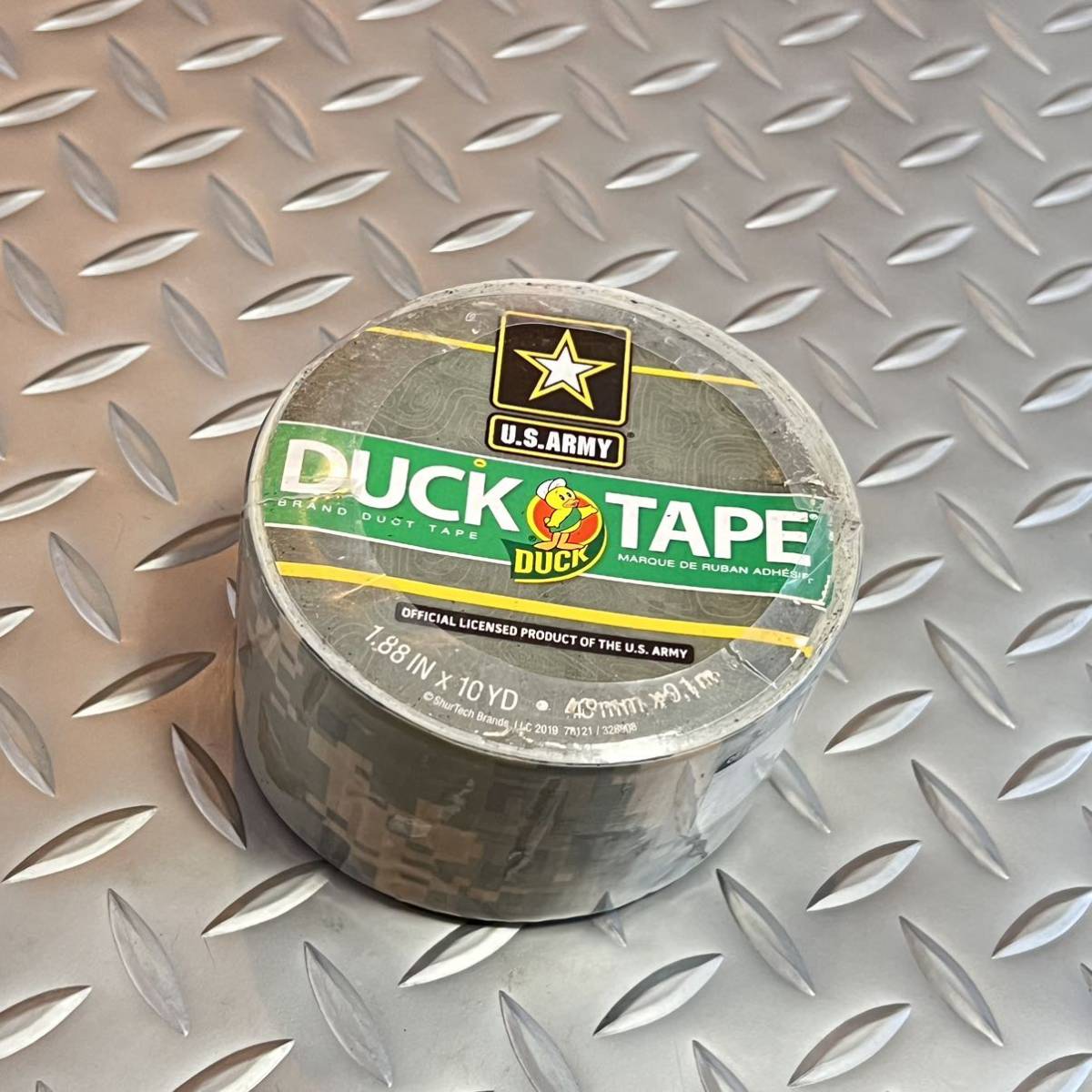  the US armed forces discharge goods Okinawa US ARMY BUCK TAPE 49mm×9.1m camouflage (INV Z14)