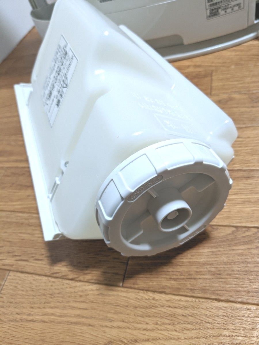 美品 Panasonic DS-FKX1205 加湿機能付き セラミックファンヒーター 2021年製 パナソニック