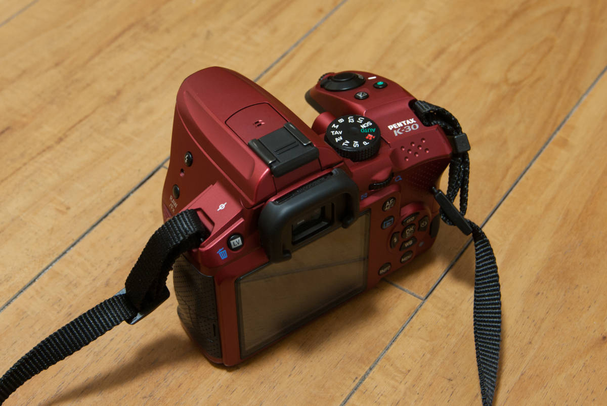 【修理済】Pentax K-30 シルキーレッド レンズ・充電池付き_画像5