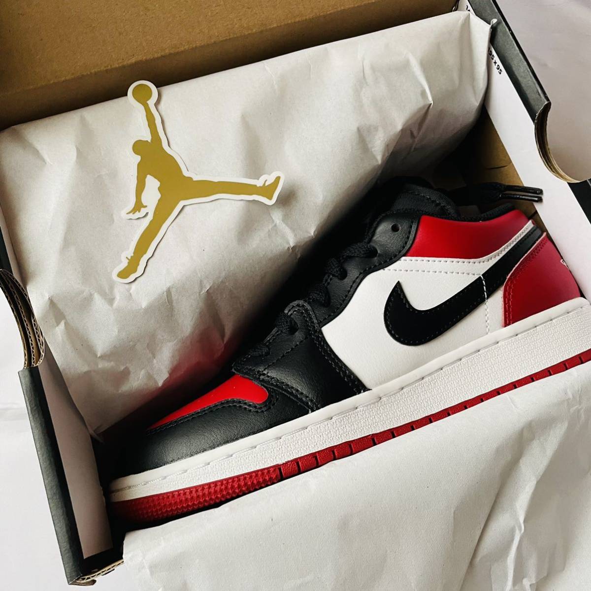 bred toe jordan 1 gs