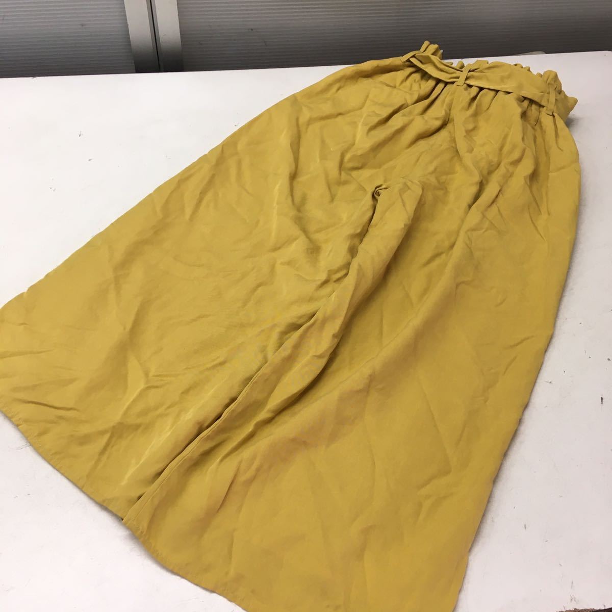  бесплатная доставка *MERCURYDUO Mercury Duo * широкий брюки гаучо брюки * свободный размер * желтый цвет #41124sNjj7