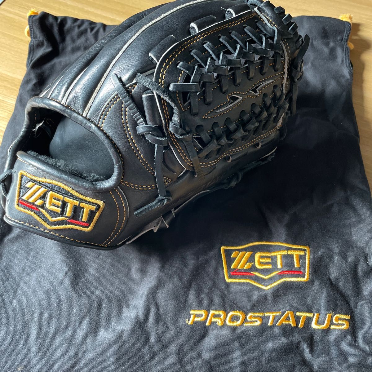 極美品ZETT プロステイタス 軟式用 ショート、セカンド用 野球
