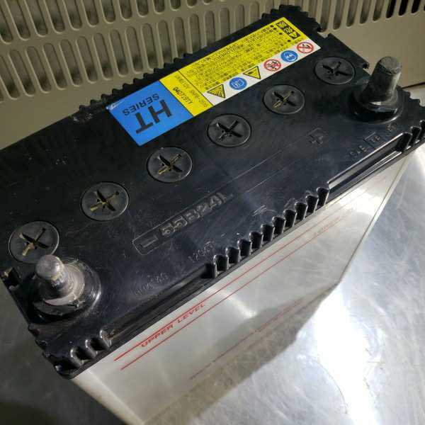 #バッテリー　HITACHI　55B24L 2019年　送料着払　CCA340　電圧12.58V　佐川急便140サイズ発送 _画像1
