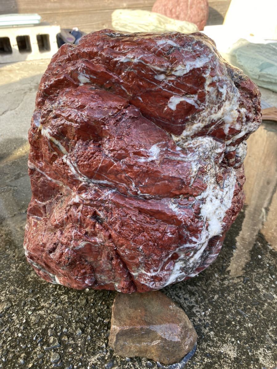 阿波の赤石 庭石 日本庭園 造園 庭園資材 魔除け 希少 35kg Yahoo!オークション - 阿波の赤石 庭石 鑑賞石 造園 日本庭園 魔