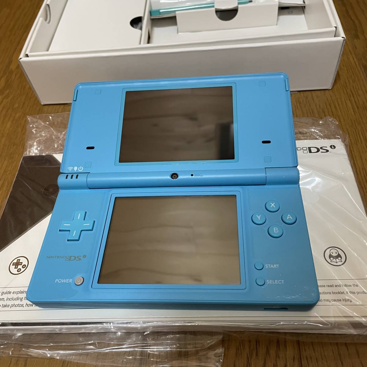  Nintendo DSi коврик голубой корпус полный комплект Северная Америка версия ограничение цвет коробка инструкция имеется прекрасный товар иностранная версия Nintendo nintendo анонимность рассылка 