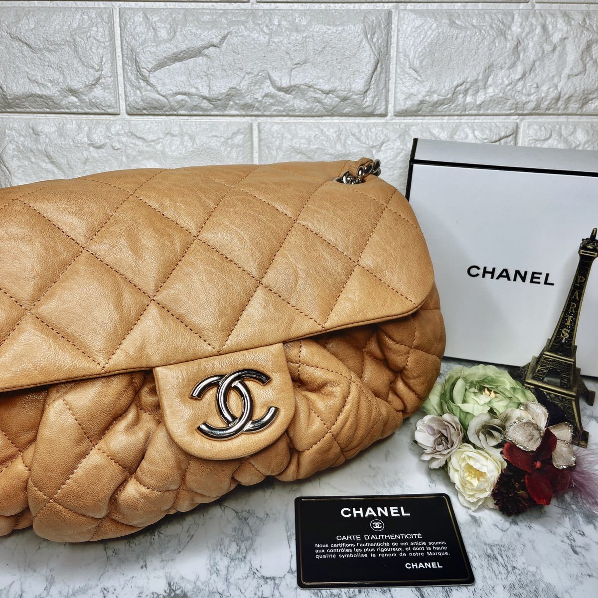 極美品！CHANEL シャネル マトラッセ チェーンアラウンド ショルダー シルバー金具 ラグジュアリーライン ラムスキン キャメル_画像1